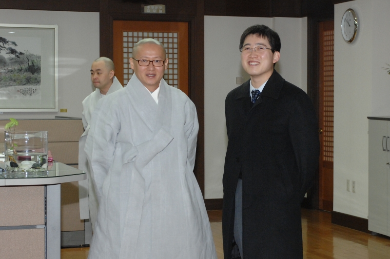 2010.01.05_유인촌 문체부 장관, 고건 사회통합위원회 위원장 예방 (6)